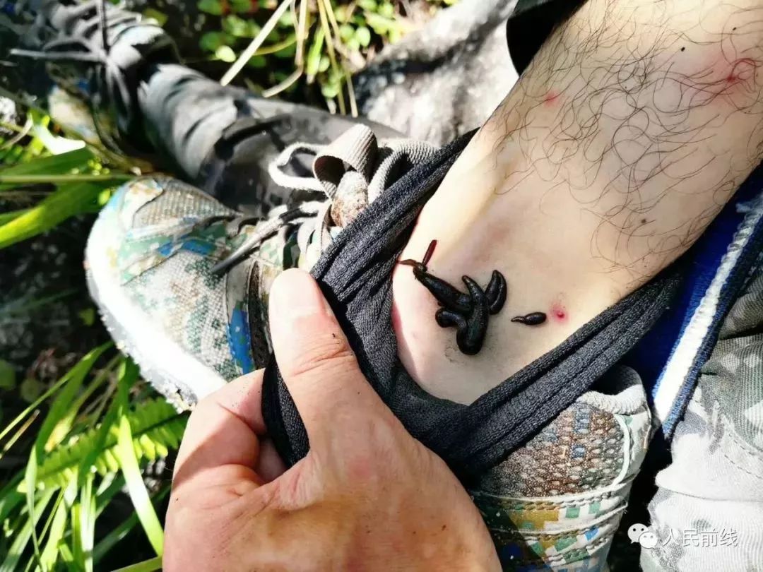 西藏军人真实照片,墨脱边防军人真实照片