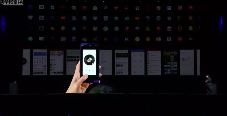 罗永浩上帝视角,罗永浩软件改变世界