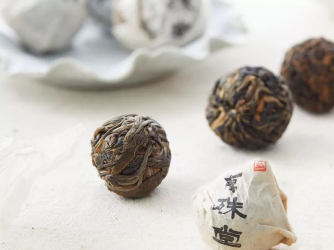 布朗族普洱茶的制作工艺,勐库源头手工制作普洱茶老工艺