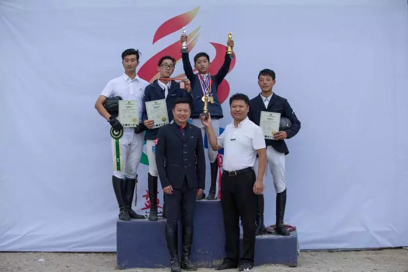 十余家马术俱乐部展开六个级别争夺，东北马术联赛第五站“跳”入辽宁省运会马术项目！