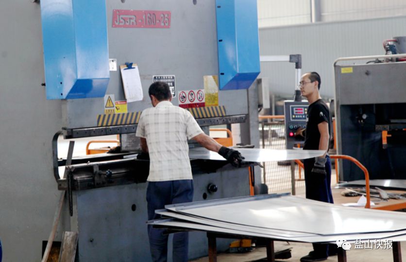 沧州体育健身器材生产厂家,盐山体育器材有哪些厂家