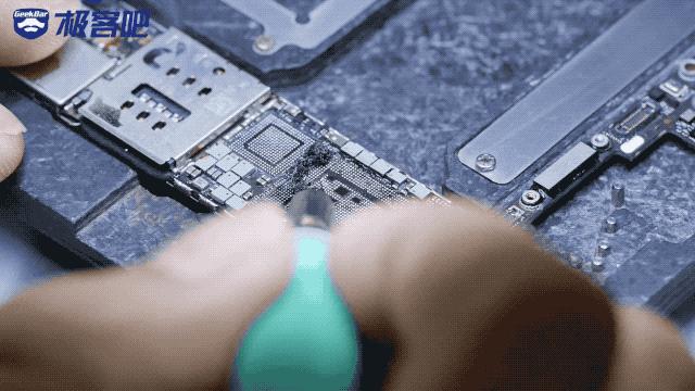 iphone8p不开机主板维修,iphone8主板坏了无法开机