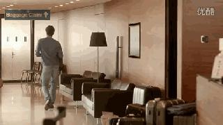 走路扭臀是什么原因,走路扭臀什么原因