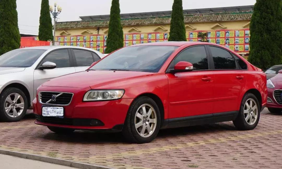 高中老师有多穷,高中老师有钱吗