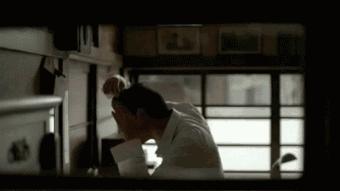 头发变薄用什么梳子,有什么原因会让头发变薄