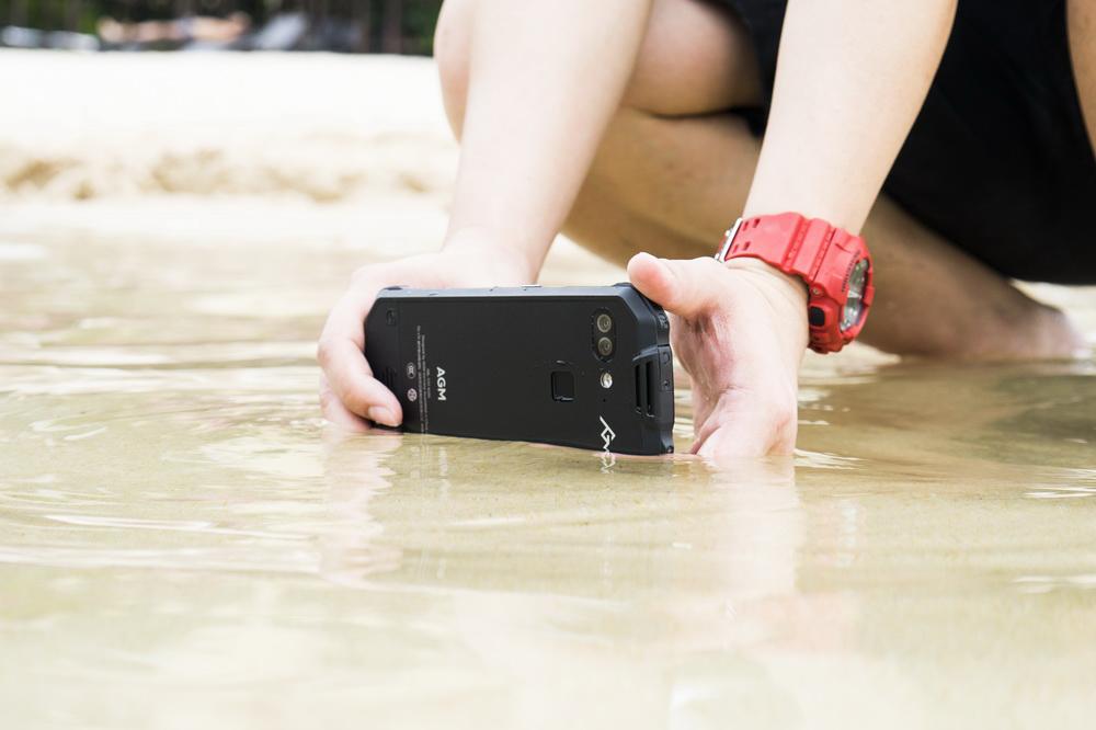 老人三防手机排行榜10强,颜值高性能好的手机