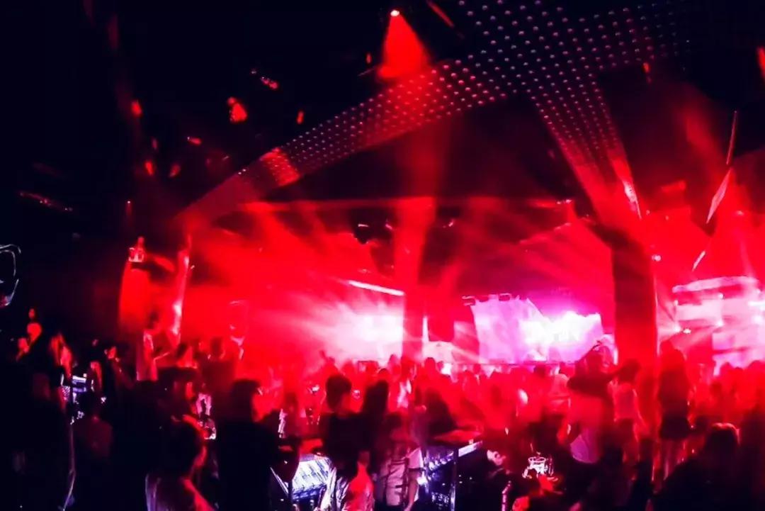 火遍上海的酒吧,火遍魔都的夜店