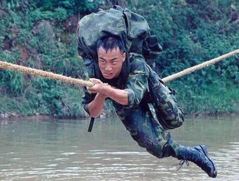 有什么军靴介绍,中国解放军最新的作战靴