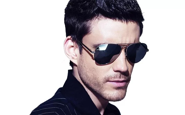 「丽江福利」价值400元的近*眼镜视**免费送！暴龙太阳镜338带走！国庆节这家店搞事情！