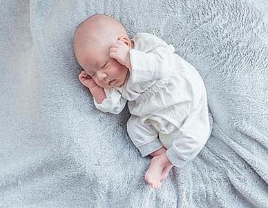 孕后期有这三个征兆，可能会早产！剖析原因早知道