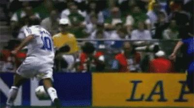 足坛最佳教练齐达内,皇马最出名的中场传球大师