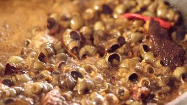 没什么可以阻挡我对螺蛳粉的向往,对螺蛳粉的热爱只有零次和无数次