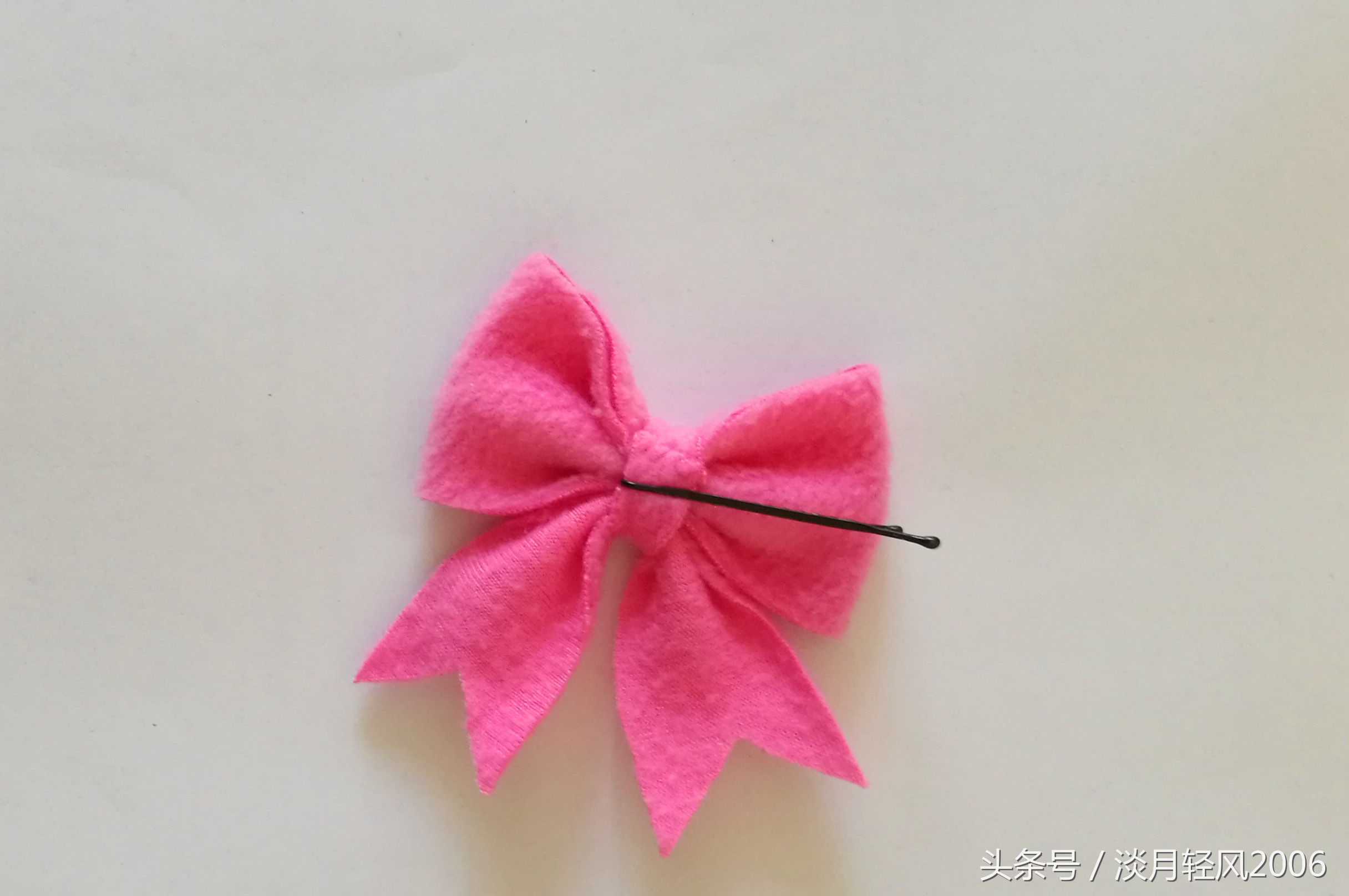 制作蝴蝶结发饰手工教程,蝴蝶结发饰怎么做手工视频