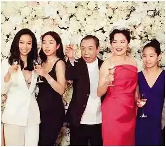 阚清子疑似曝光新恋情,阚清子低调处理恋情期待更长久