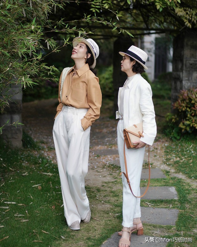 今夏火了一种帽子叫“烟筒帽”，时髦百搭显脸小，戴对整容级好看