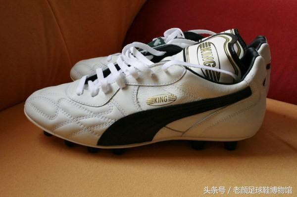 马拉多纳签名足球鞋,马拉多纳世界杯夺冠球鞋