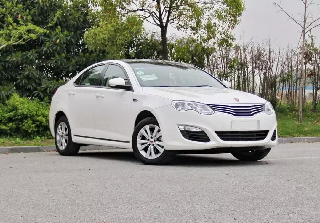 荣威550老款轿车,上汽荣威i5测评22款