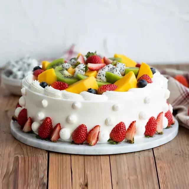 何炅刘昊然,何炅和刘昊然代言的蛋糕