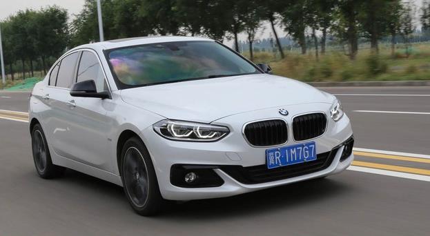 宝马1系118i三缸,三缸车真的不靠谱吗