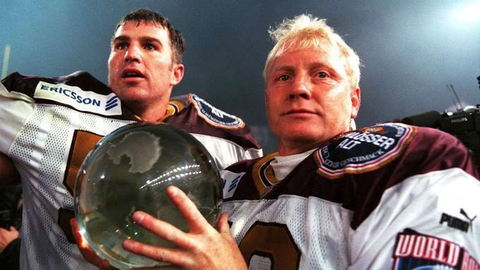 职业足球运动员交流,职业足球运动员思路