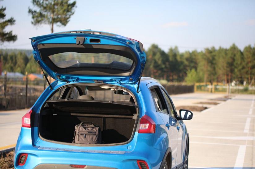 拒绝“妆”神弄鬼，TA凭借超高颜值竟成万圣夜里最亮眼大咖