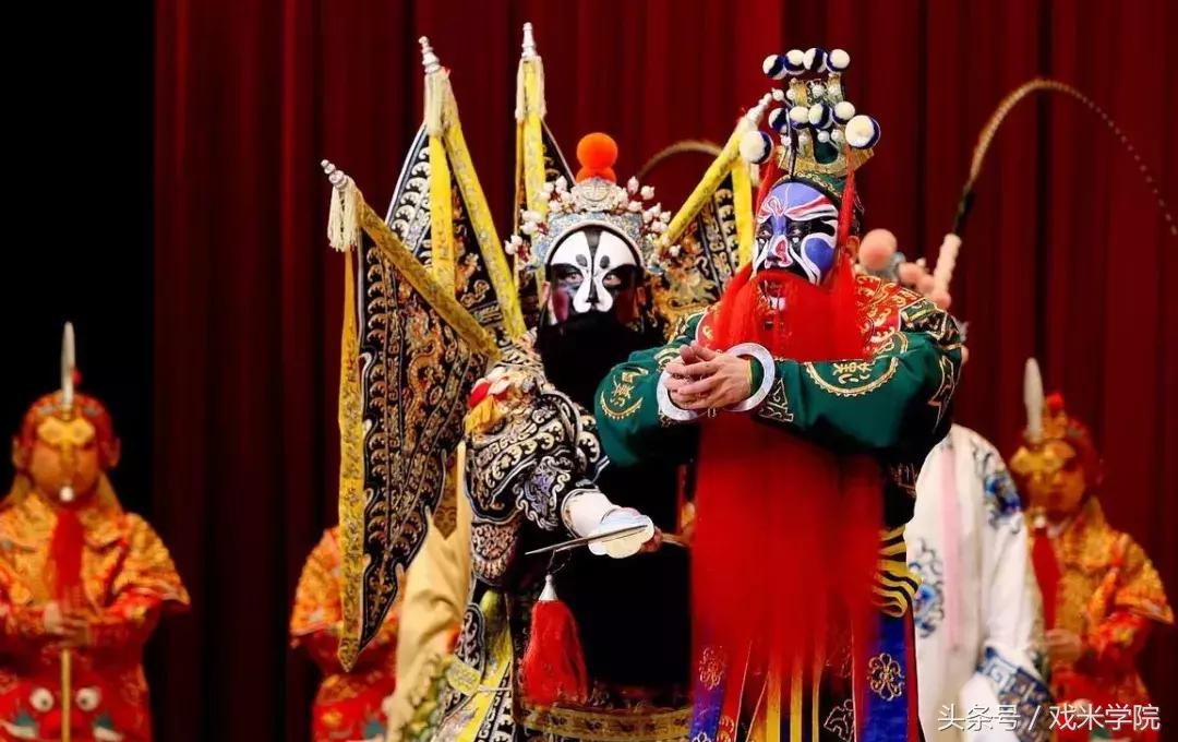 京剧所指西皮二黄是什么意思,京剧拨子导板是二黄还是西皮