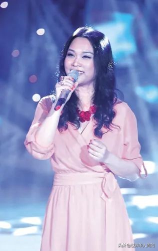 昔日与王菲媲美的天后歌手,与王菲齐名的歌坛天后