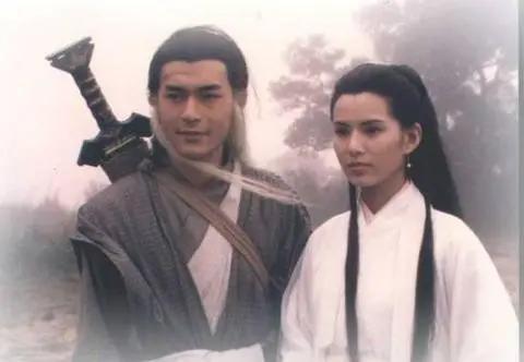 她很美，可惜被糟蹋了