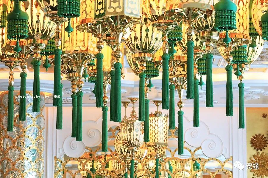 住进澳门的拉斯维加斯，打开“魔法盒”里活色生香的夜生活