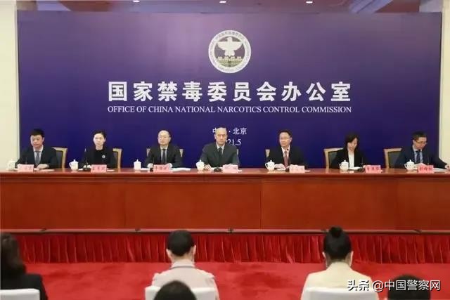 危险！“上头”*子烟电**，是毒不是烟