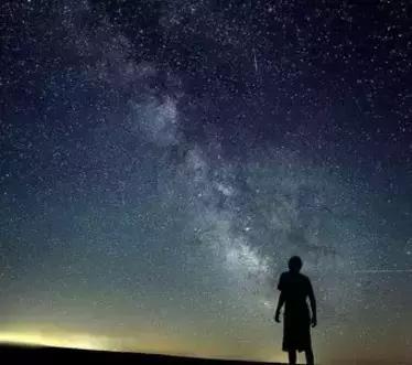 接受孤独努力出众,孤独会让你更加出众