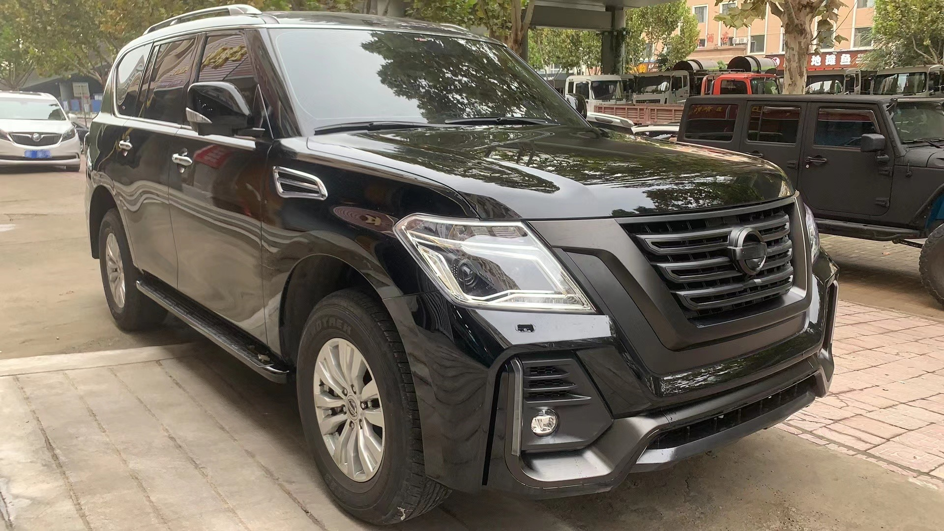 23款途乐改装全车内饰隔音过程,如何给日产途乐进行汽车隔音