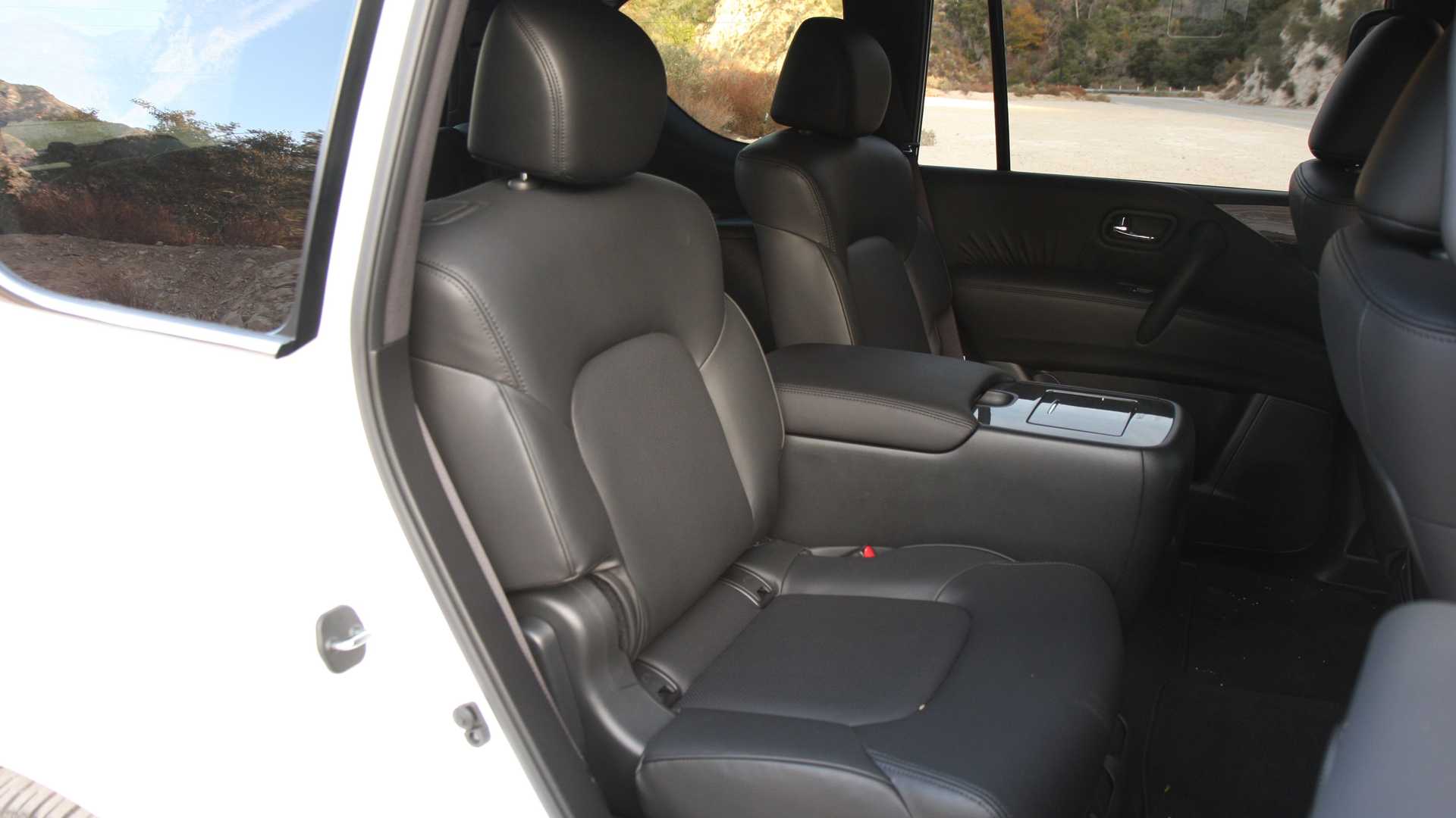 内外焕新日产新款途乐官图发布,日产途乐2021款4.0和陆巡4.0