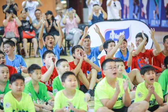 路易斯·威廉姆斯,路易斯威廉姆斯广东