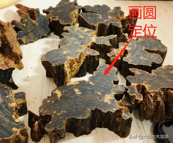 1串43克的绿奇楠手串目前价位多少,100元左右的奇楠手串是真的吗