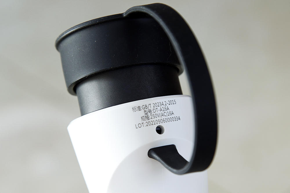 公牛随身充电枪和特斯拉充电桩,电动车便携式充电枪推荐