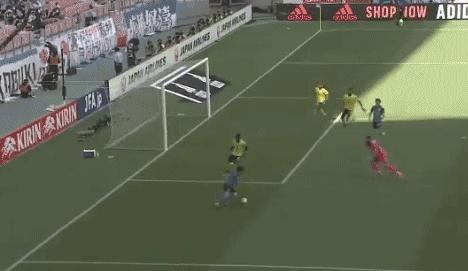 日本4-1击败德国队全程,日本2-1击败西班牙队国足反应