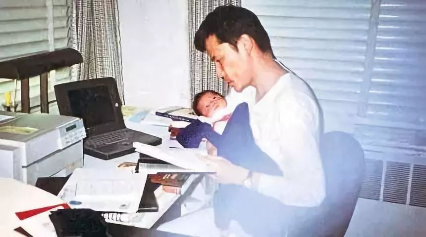 李国庆节谈俞敏洪和刘强东,李国庆节马云俞敏洪