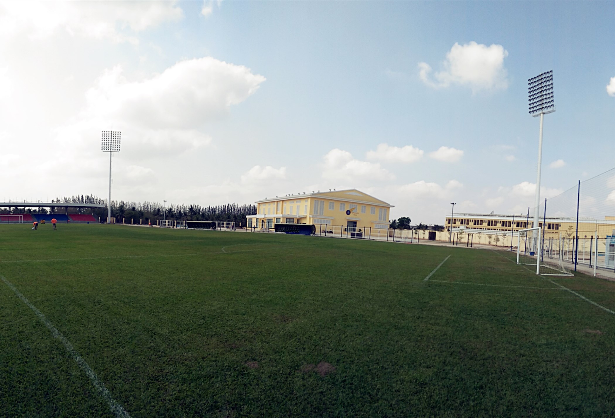 泰达平永昌，保级形势不容乐观！如何合理的投资灯光球场照明？