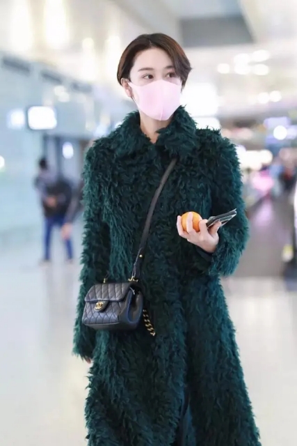 羊绒大衣穿搭30岁女士气质穿搭,羊绒大衣穿搭40岁女士气质穿搭