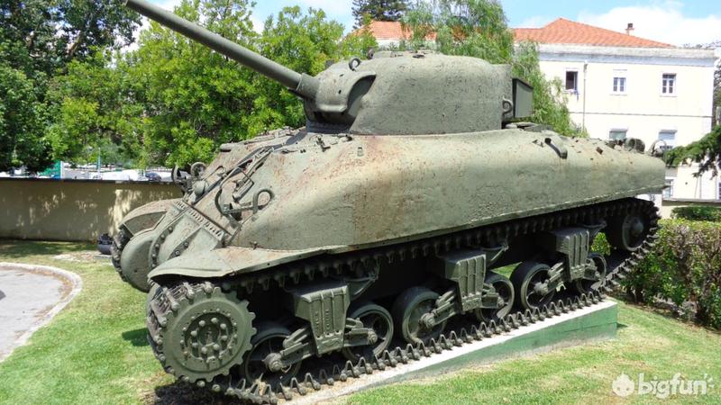 中国新型35毫米自行高炮,世界上第一款自行高炮