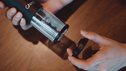 喝红酒醒酒好慢,春节一定用到的开红酒妙招