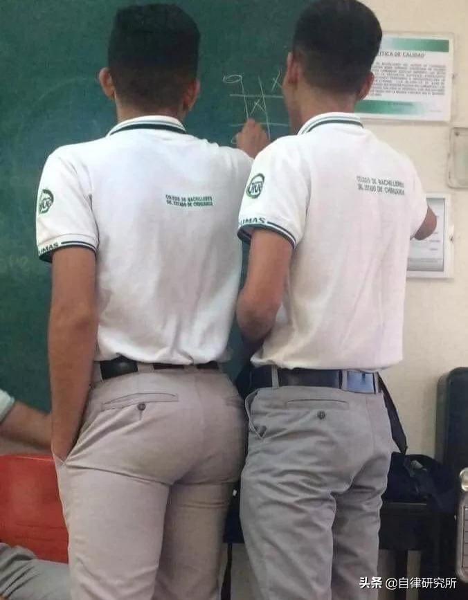 女人也是用下半身思考的动物，小编教你如何用你的翘臀征服女人？