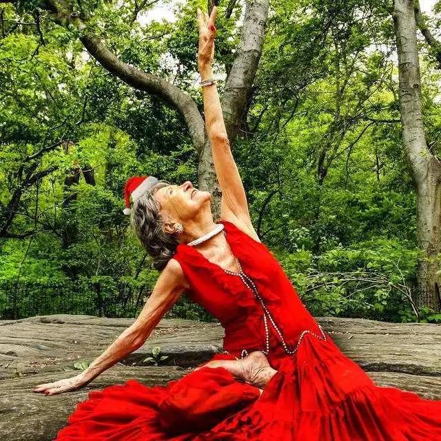 不同年龄段的人群练习瑜伽,不同年龄段练瑜伽的心境都不一样