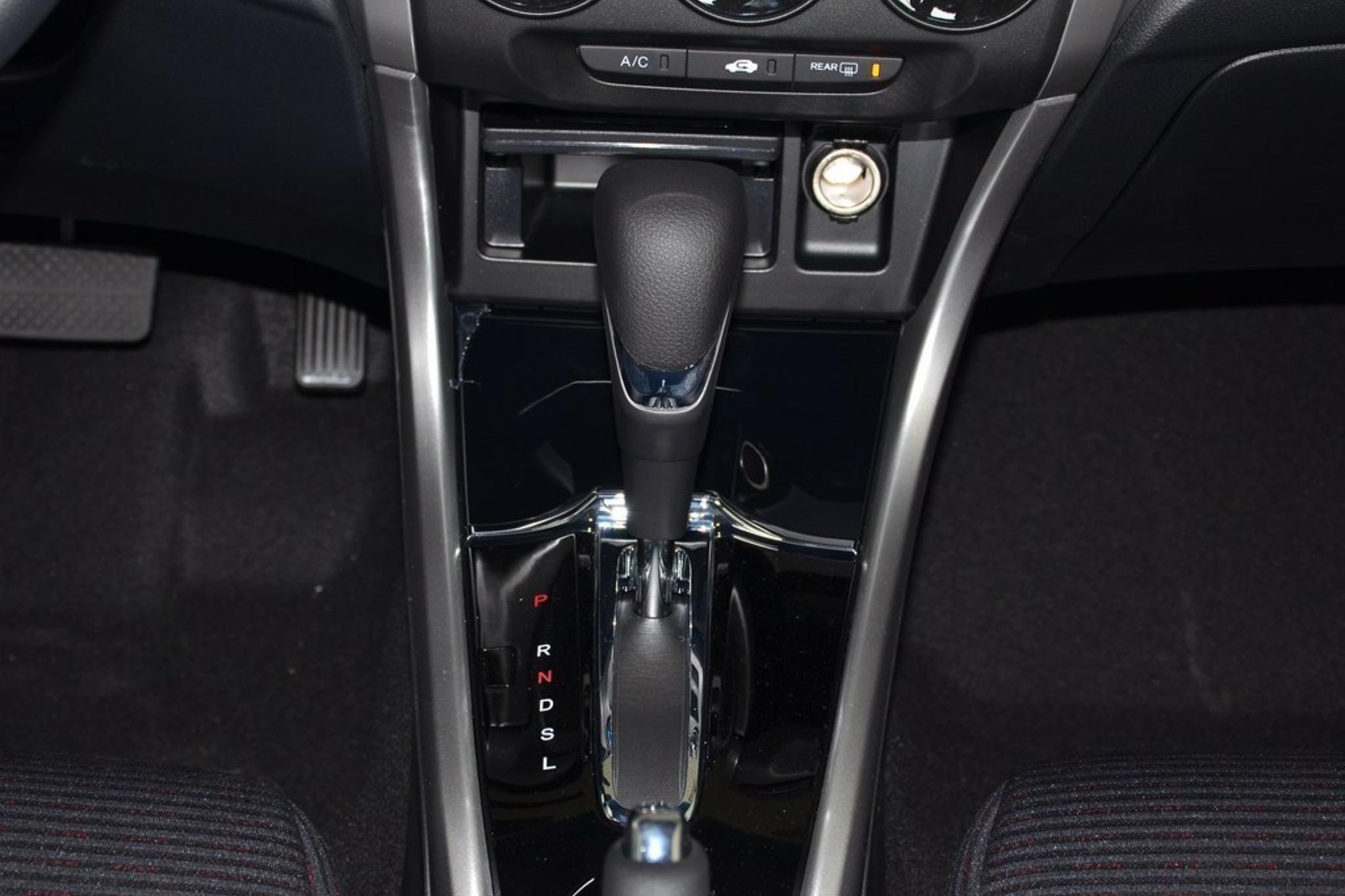 16款凌派1.8自吸变速箱有点顿挫感,本田凌派自动变速箱三档有顿挫