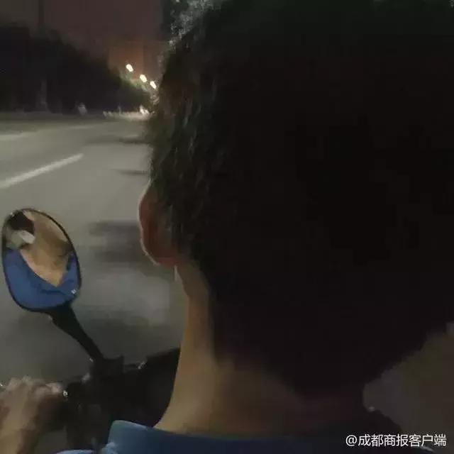 外卖小哥收到了求救信息,外卖小哥收到求救订单