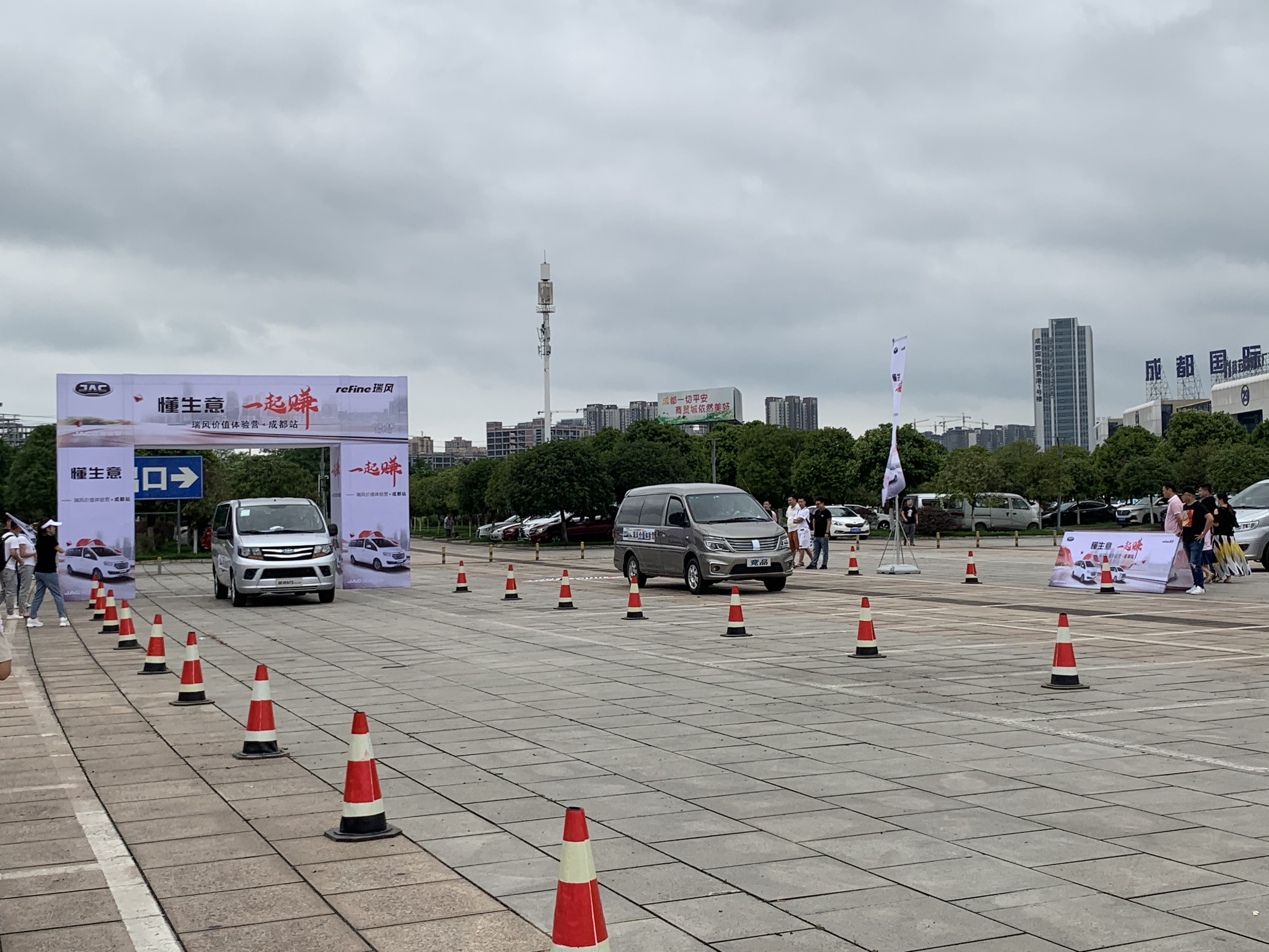 江淮瑞风m3plus2022款用车感受,江淮瑞风m3plus加长版发布会