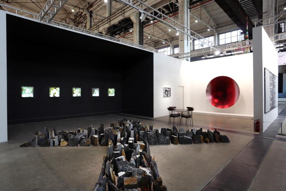 上海国际艺术交易市场,如何购买境外艺术品