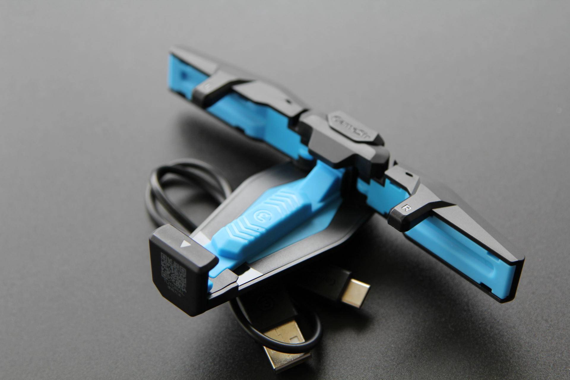 吃鸡物理神器推荐最新,盖世小鸡f4和f5哪个好用