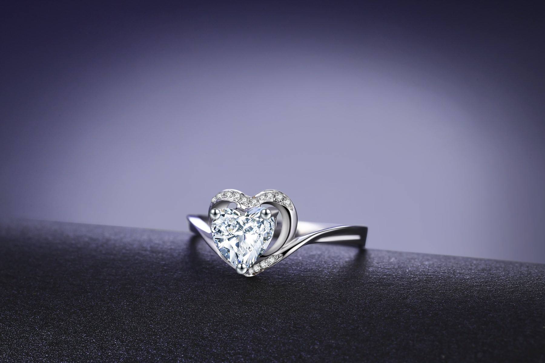 蒂芙尼钻戒六爪代表什么,蒂芙尼经典六爪钻戒